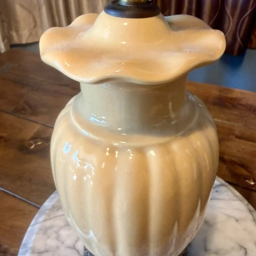 2pc VTG 40s MCM Art Deco Porcelain Milk Glass Urn Boudoir Vanity Lamps WORK!